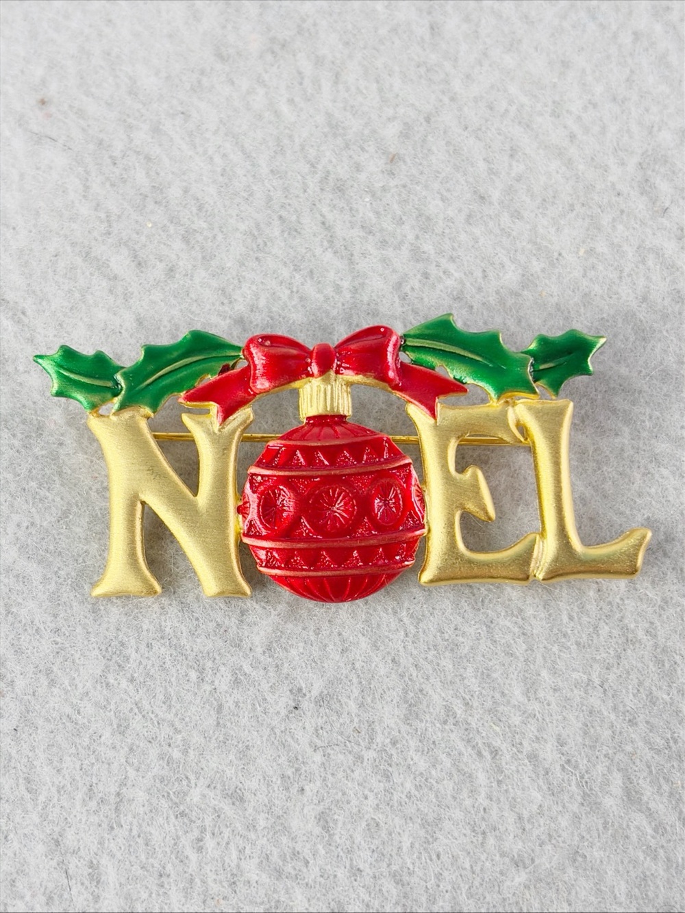 Christmas Holiday Vintage Signed JJ Brooch Pin NOEL Ornament Enamel